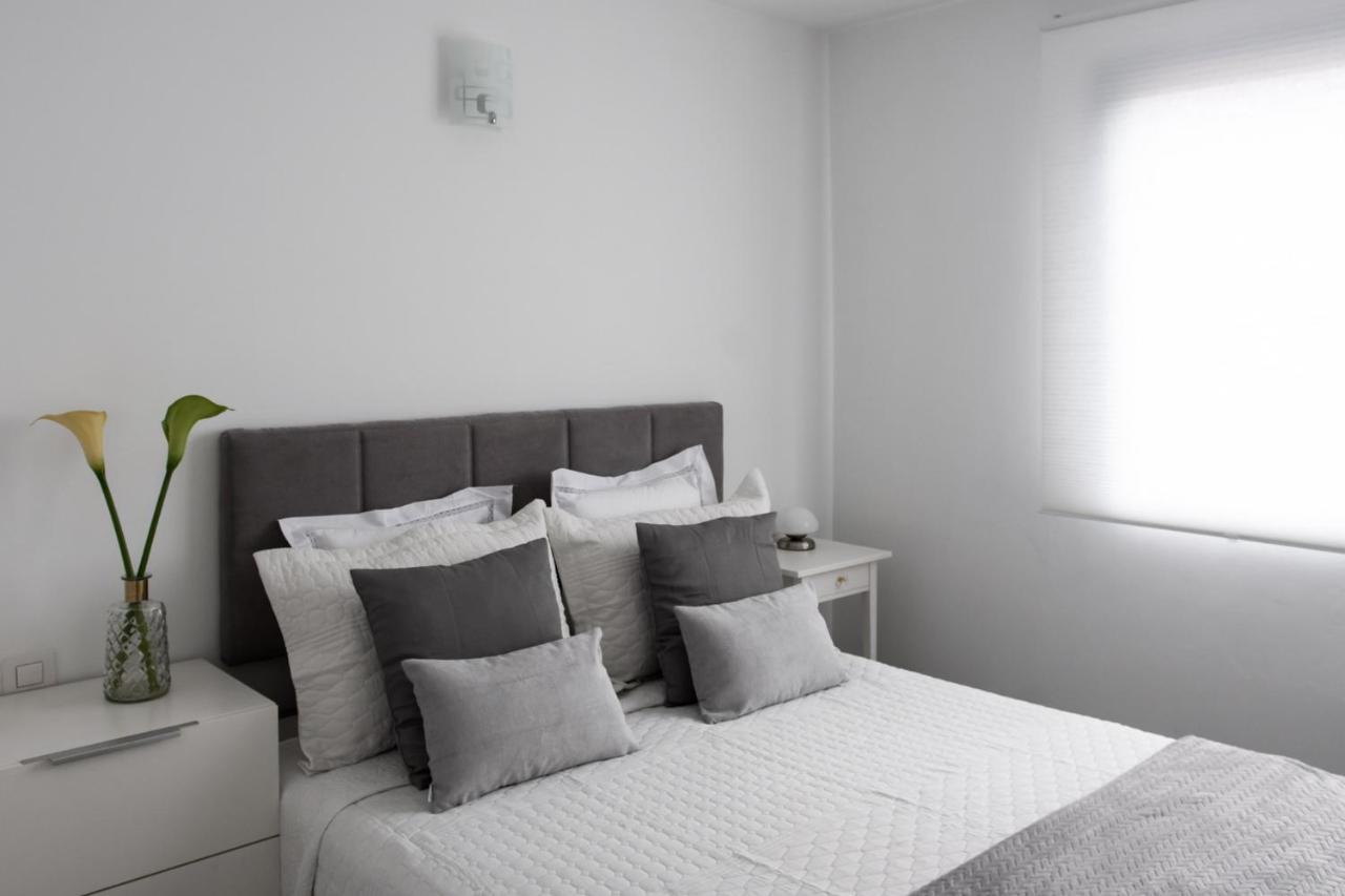 Ocean Apartment Tias Bagian luar foto